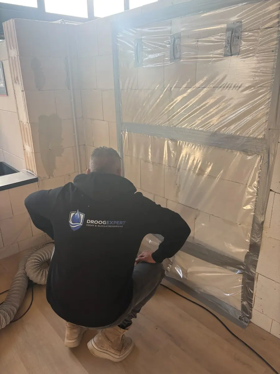 Droogexpert op locatie voor een vocht- en waterschadetraject